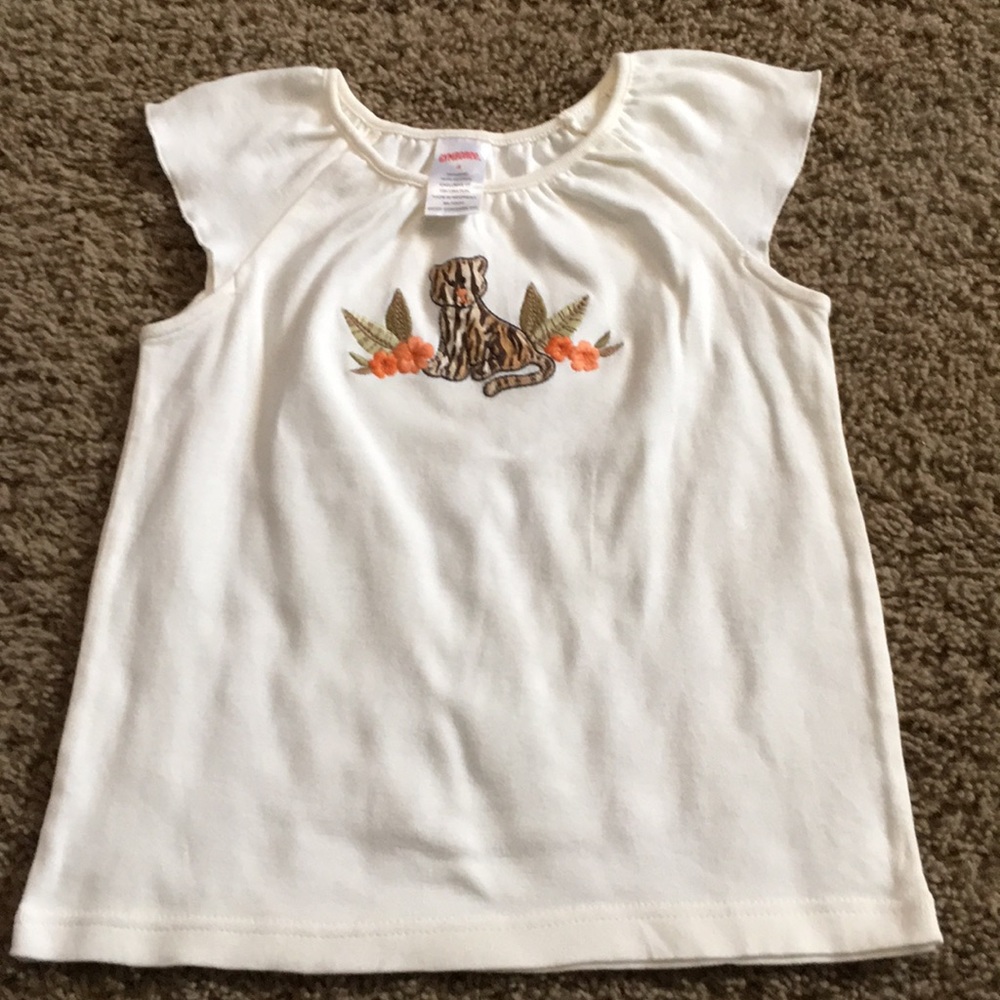 Unique Vintage “Summer Safari” cream tiger top Size 4